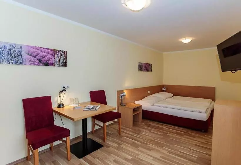 Retkeilymaja Denk Bed & Breakfast