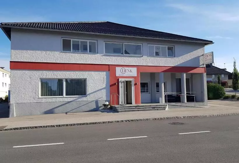 Retkeilymaja Denk Bed & Breakfast