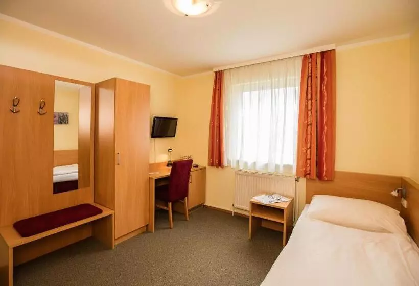 Retkeilymaja Denk Bed & Breakfast