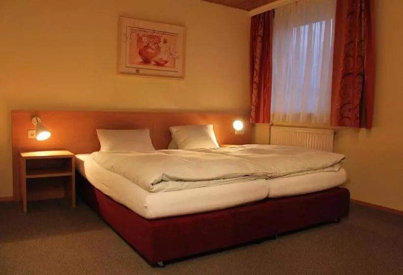 Retkeilymaja Denk Bed & Breakfast