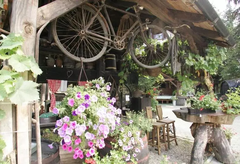 هتل Farm Stay Frank Ozmec Wine And Glamping Estate