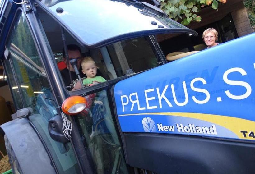 هتل Farm Stay Frank Ozmec Wine And Glamping Estate