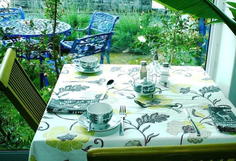 膳宿费 Boord Guest House