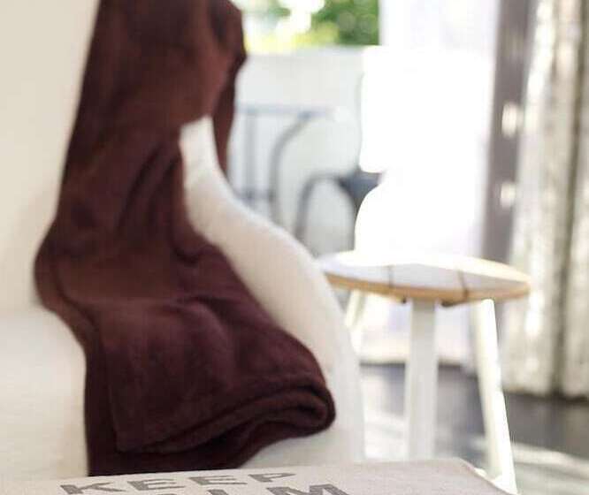 膳宿费 Boord Guest House