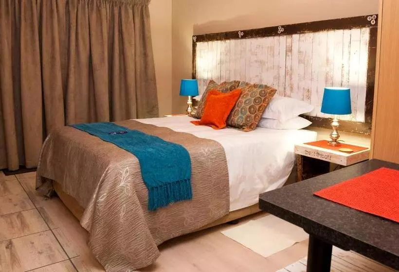 ペンション Country Park Guest House   Muldersdrift