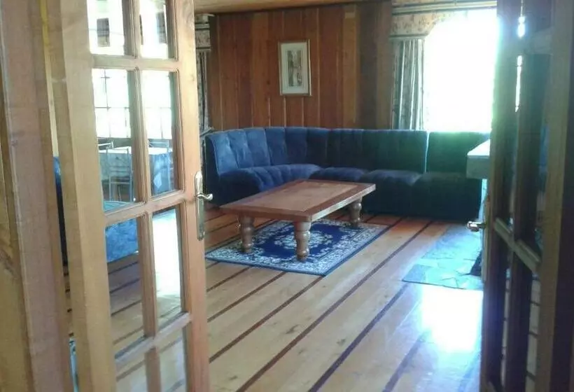 Majatalo Hostal Kutralwe