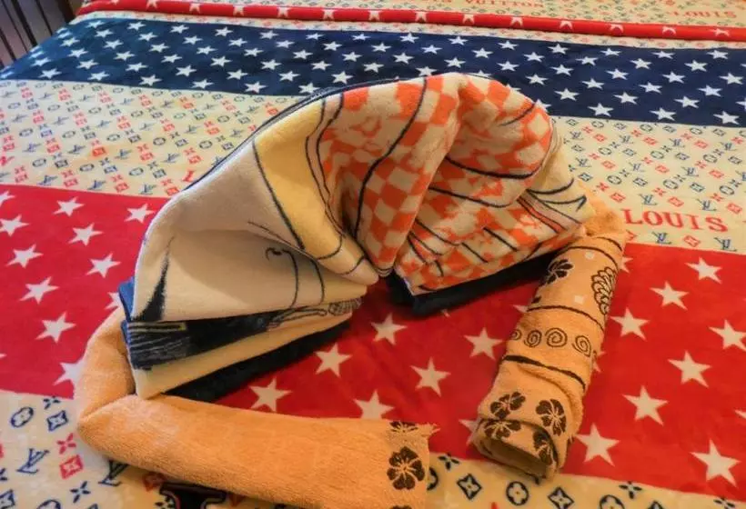 پانسیون Pich Guesthouse