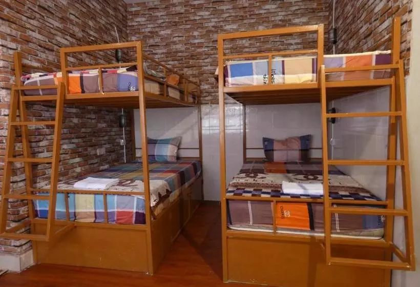 پانسیون Pich Guesthouse