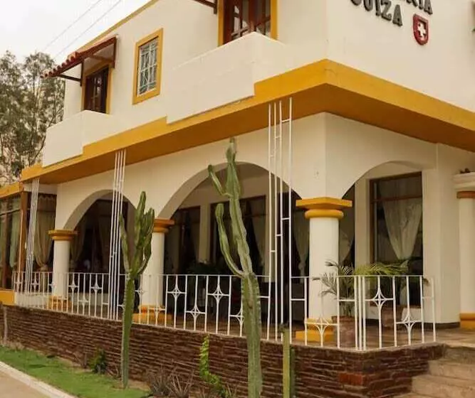 هاستل Hosteria Suiza