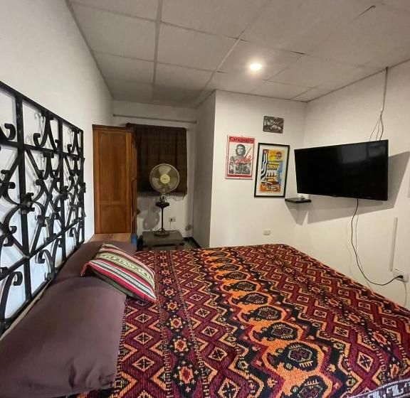 فندق صغير Rochabus