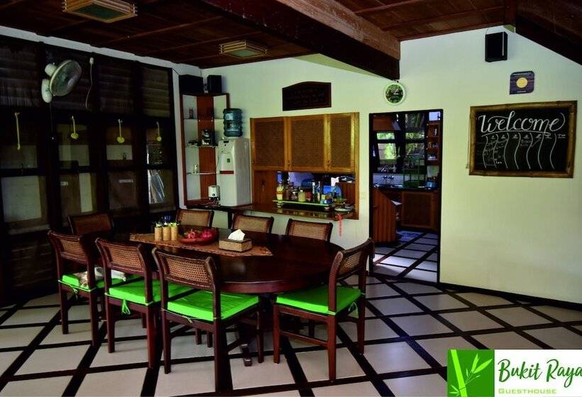 بنسيون Bukit Raya Guesthouse