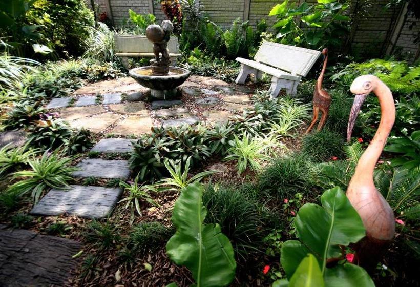 פנסיון Duneside Guest House