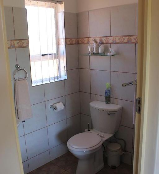 פנסיון Duneside Guest House