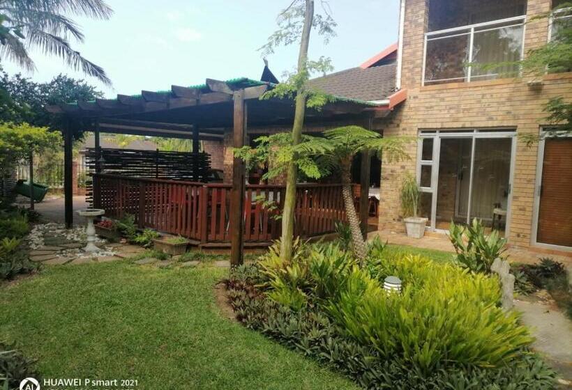 פנסיון Duneside Guest House