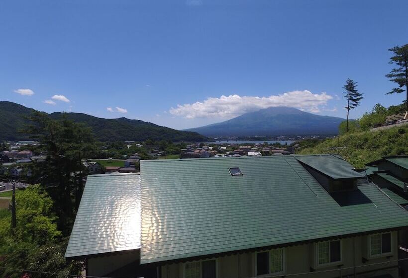 פנסיון Fujikawaguchiko Crescendo