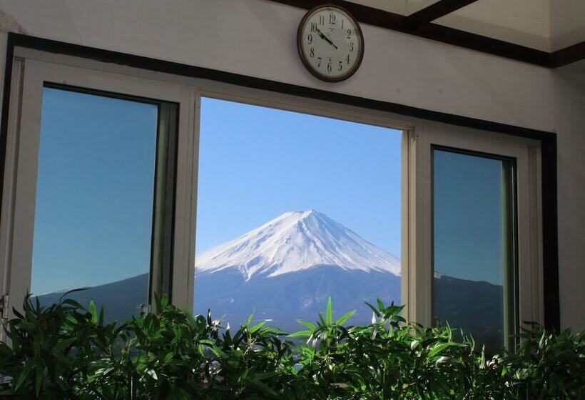 פנסיון Fujikawaguchiko Crescendo