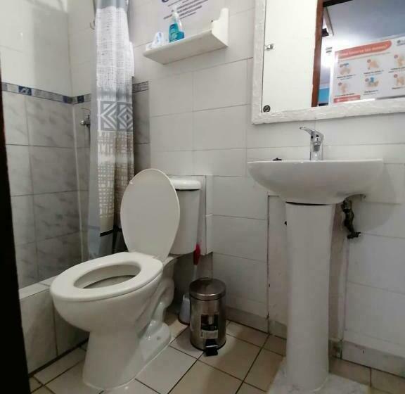 پانسیون Hostal Caleta Abarca