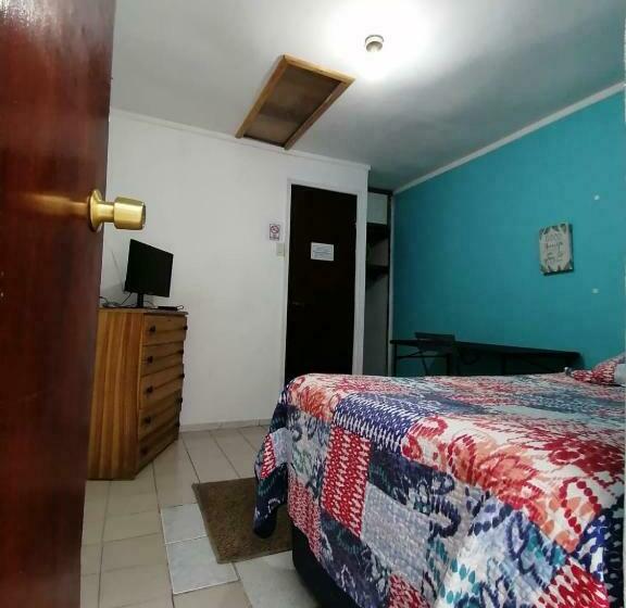 پانسیون Hostal Caleta Abarca