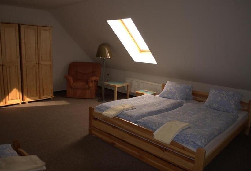 بنسيون Hostinec Vo Višňovom