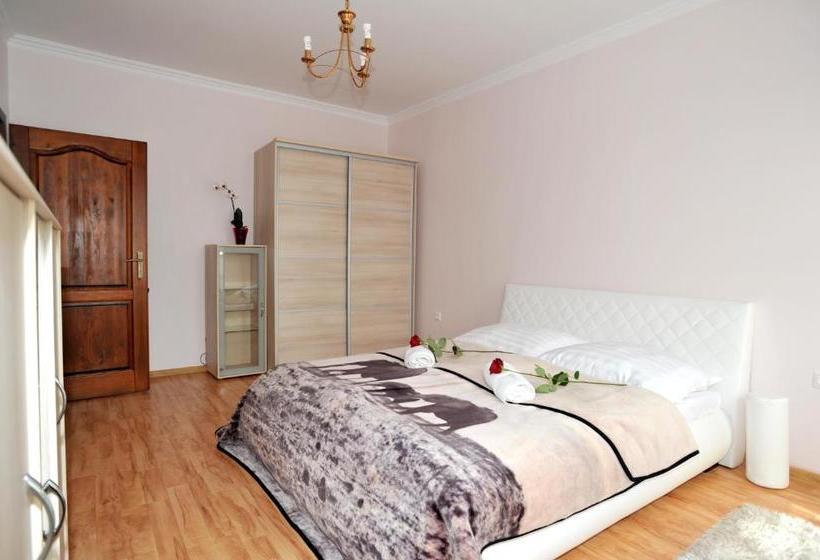 Пансион Penzion Anesis   štúdiá