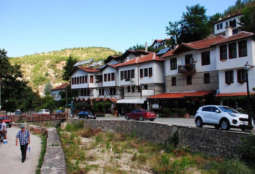 Pension Toni's Guest House