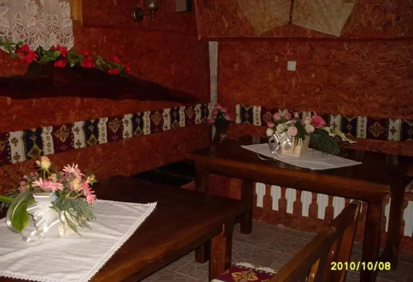 ペンション Veselata Guest House