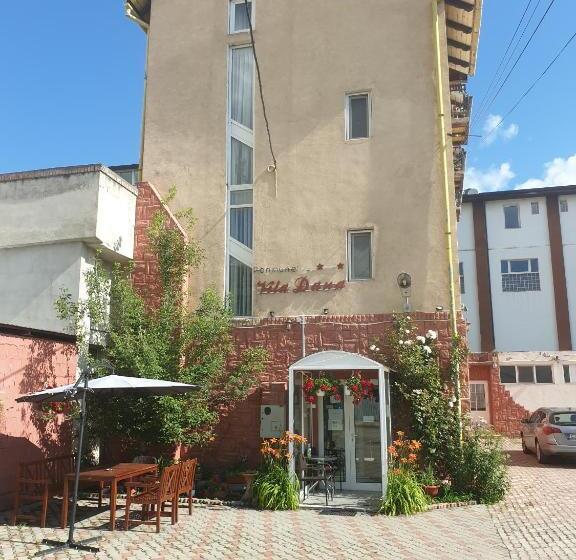 Pensiunea Vila Dana