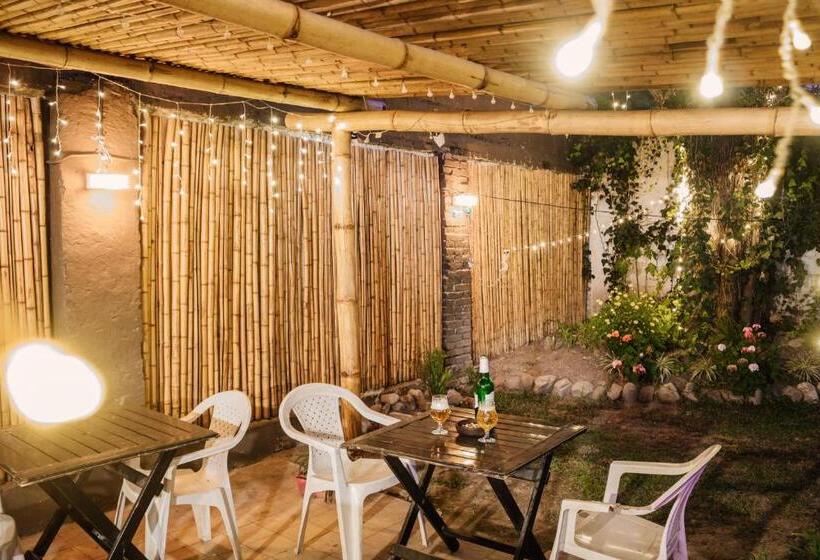 هاستل Hostal Namaste