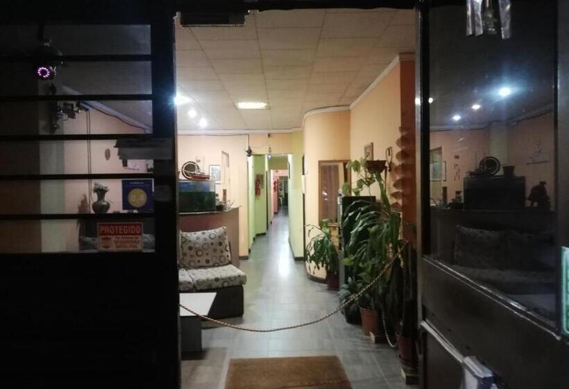 هاستل Hostal Namaste