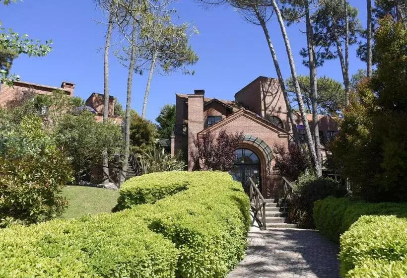 Apart Hotel Las Hadas Carilo