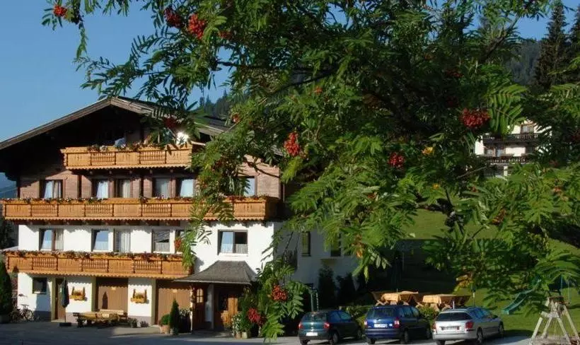 ホテル Feriengut Lackenhof