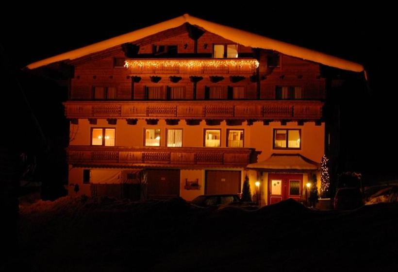 Hotel Feriengut Lackenhof