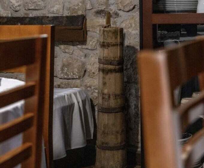 پانسیون Bujtina Kodiket Guesthouse