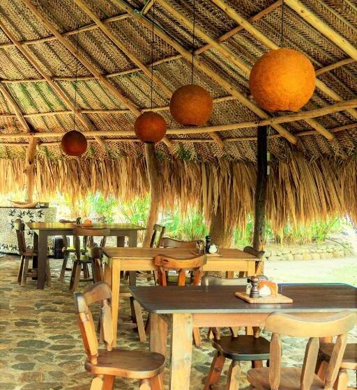 پانسیون Casalina