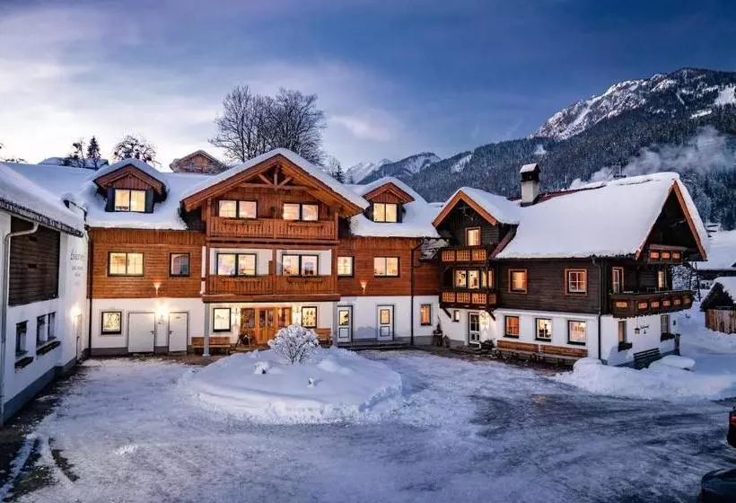 ホテル Linharterhof