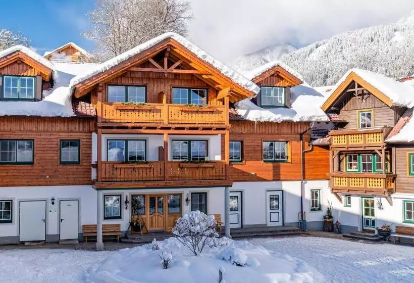 ホテル Linharterhof