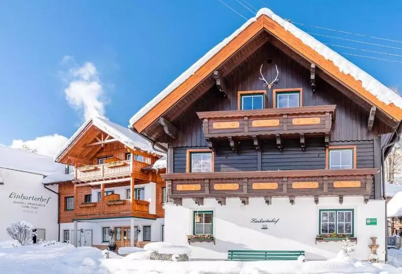 ホテル Linharterhof
