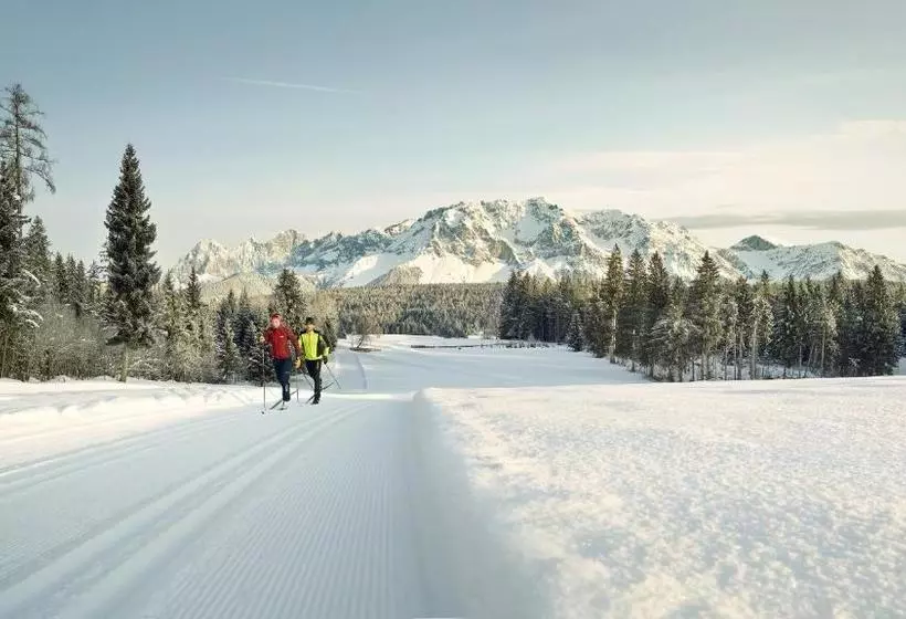 ホテル Linharterhof