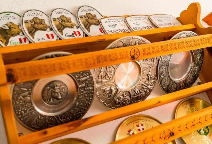 ホテル Linharterhof