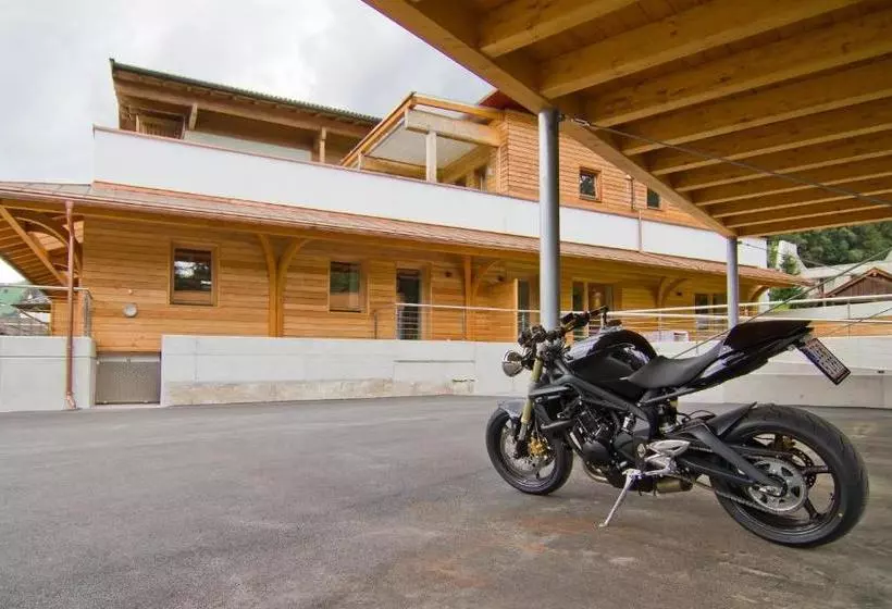 Majatalo Gästehaus Vorderegger