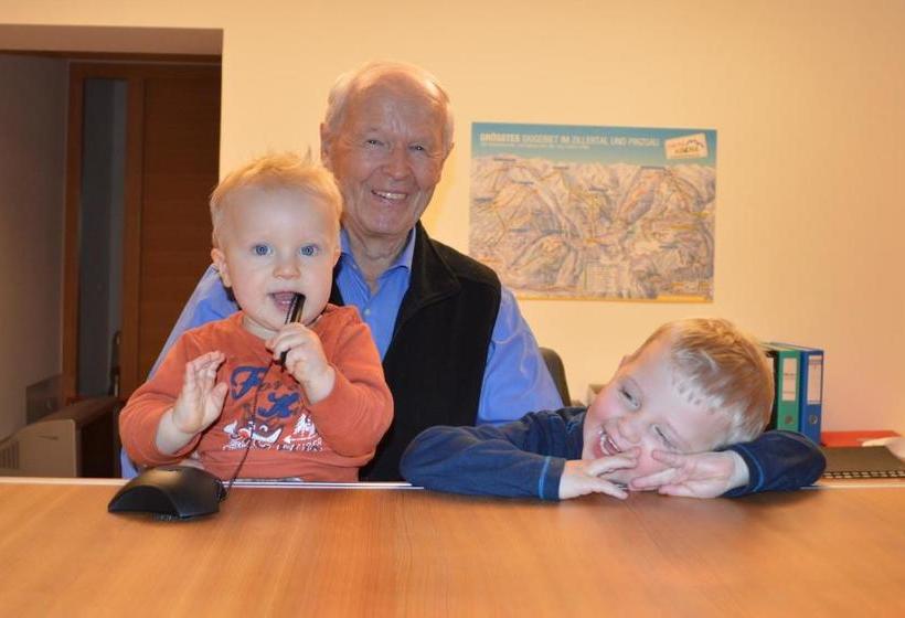 ペンション Gästehaus Vorderegger