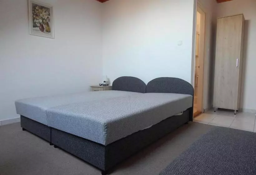 Majatalo újsziget Vendégház