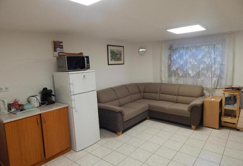 Pensão újsziget Vendégház