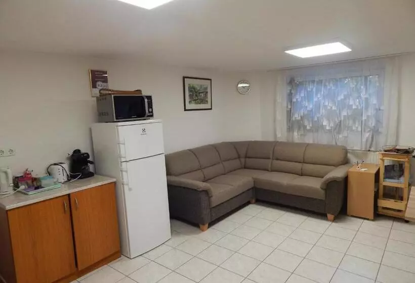 Majatalo újsziget Vendégház