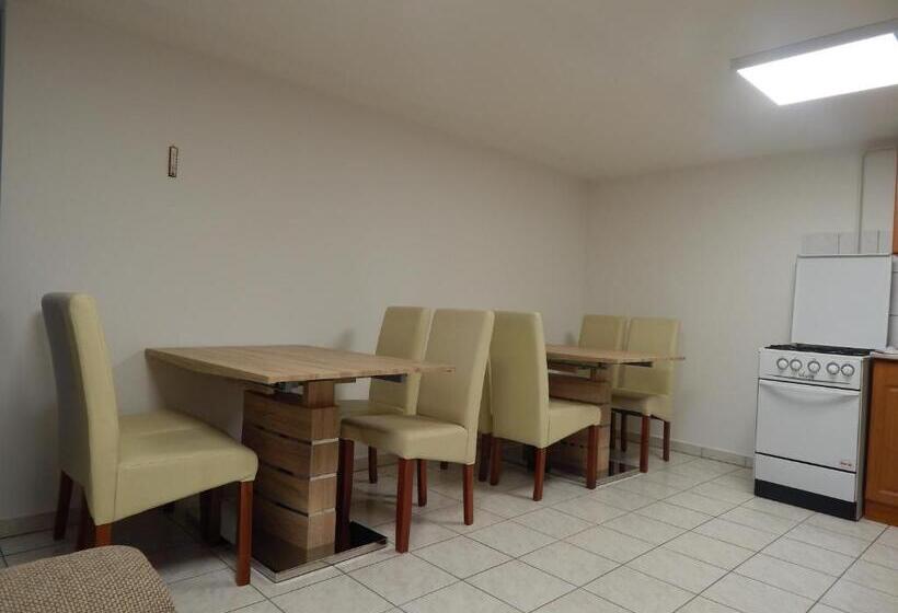 Pensão újsziget Vendégház