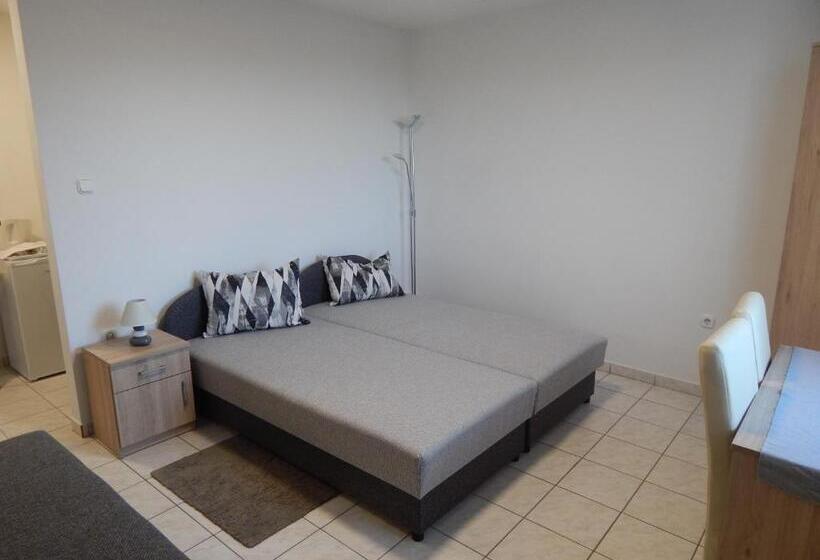 Pensão újsziget Vendégház