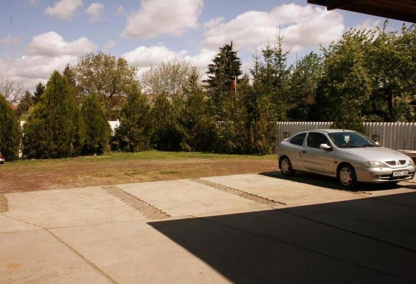 بنسيون Motel 60