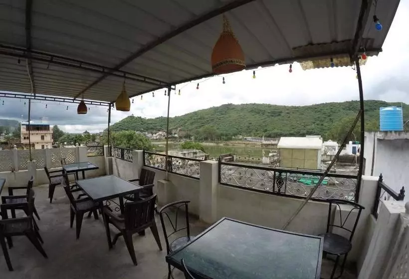 ペンション Shivam Tourist Guest House