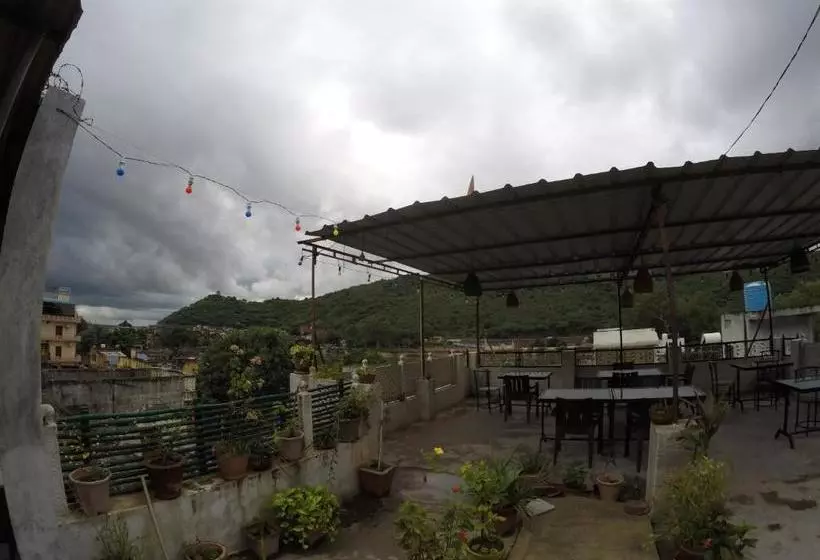 ペンション Shivam Tourist Guest House