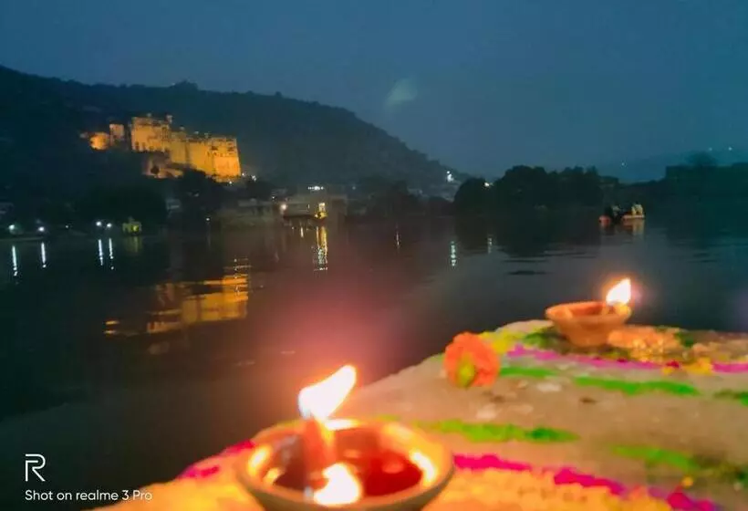 ペンション Shivam Tourist Guest House